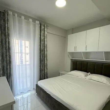 Evi's Ne Plazh Buze Detit * Durres