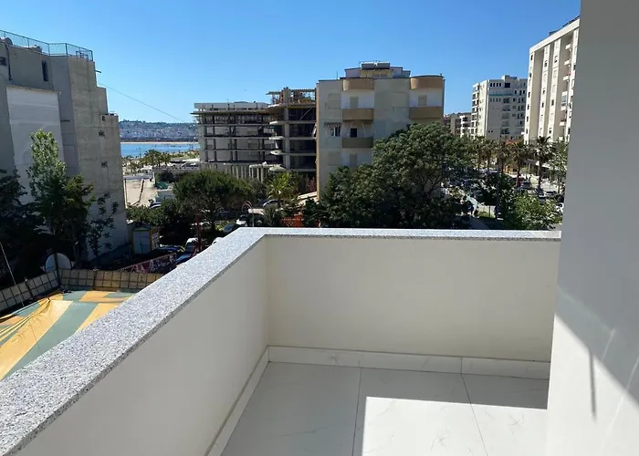 Evi's Ne Plazh Buze Detit * Durrës