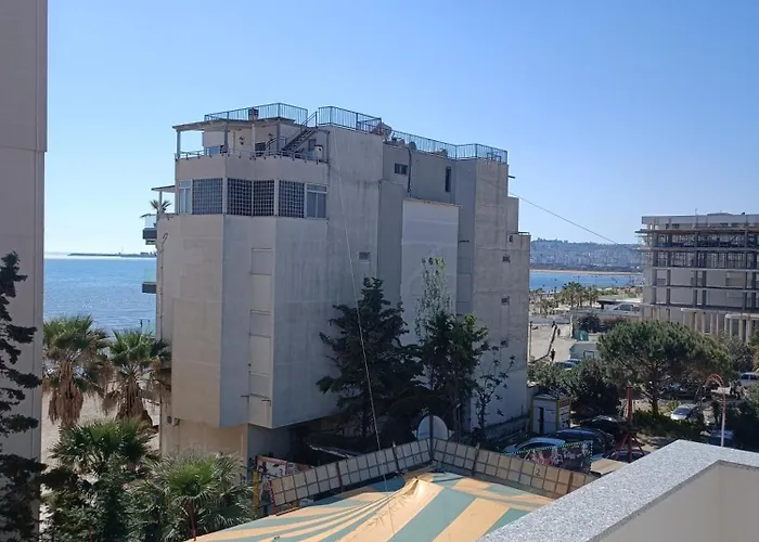 Evi's Ne Plazh Buze Detit 아파트 Durrës
